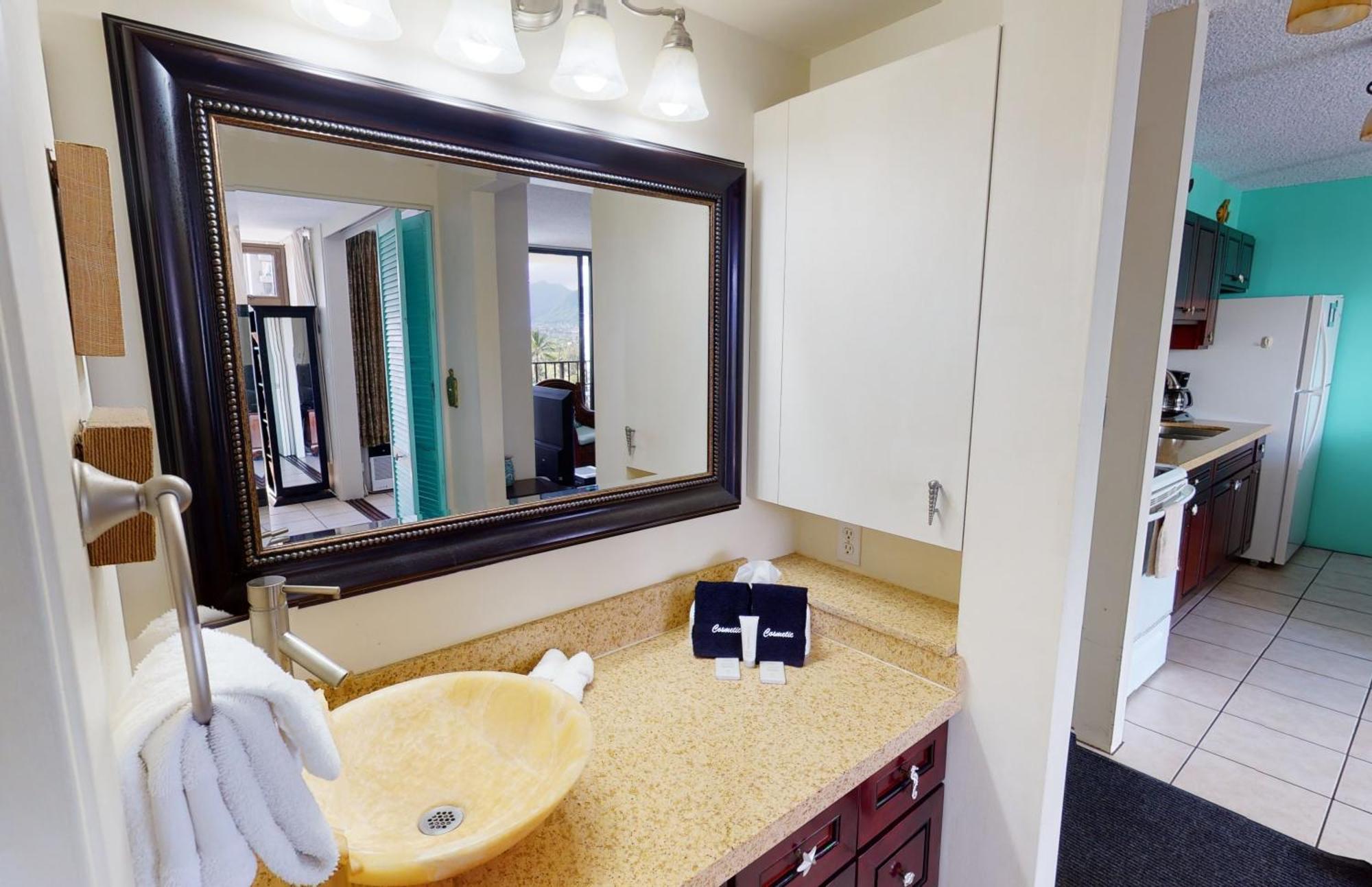 Deluxe Near Waikiki - Free Parking * Honolulu